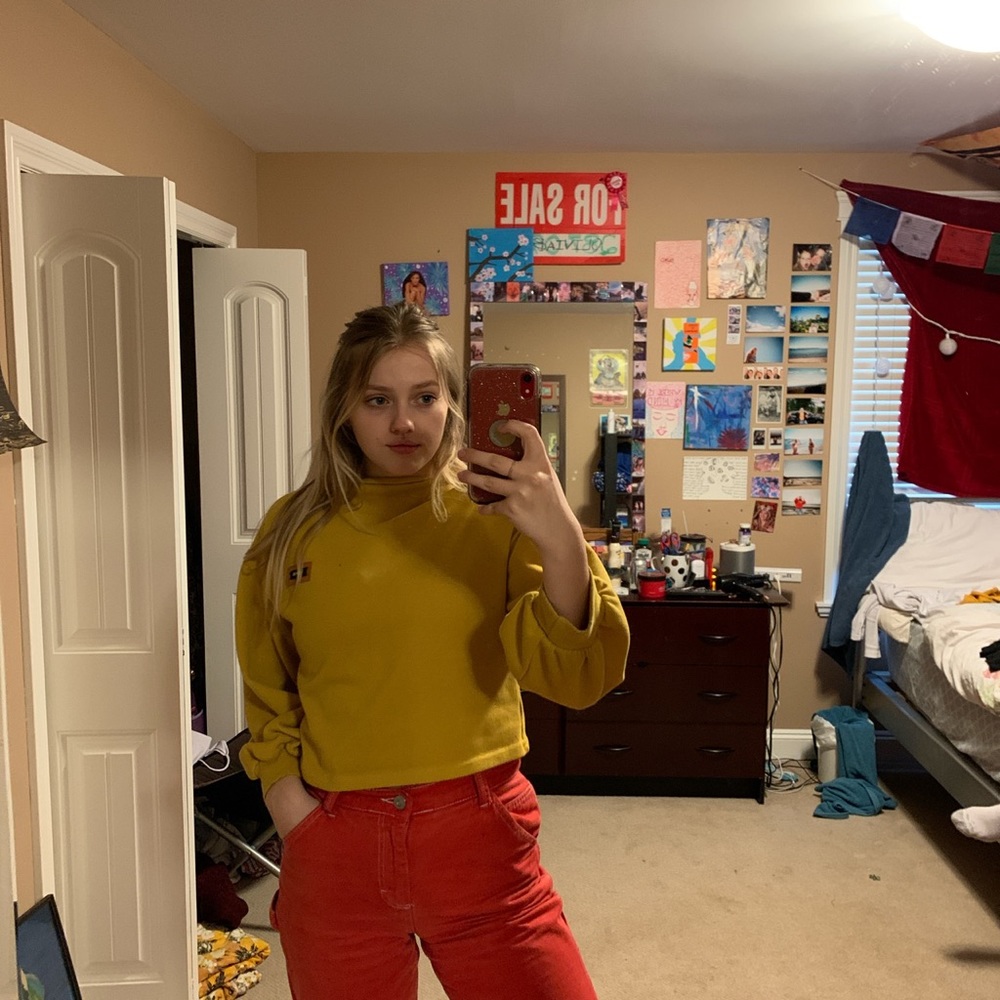 Vintage yellow sweater
